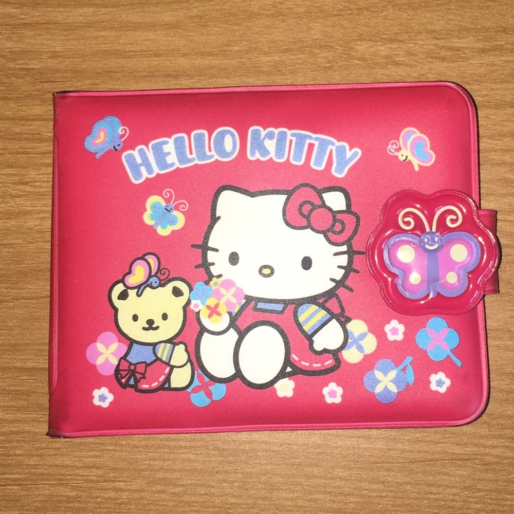 LIMITED EDITION! from 2004! Hello Kitty Wallet!